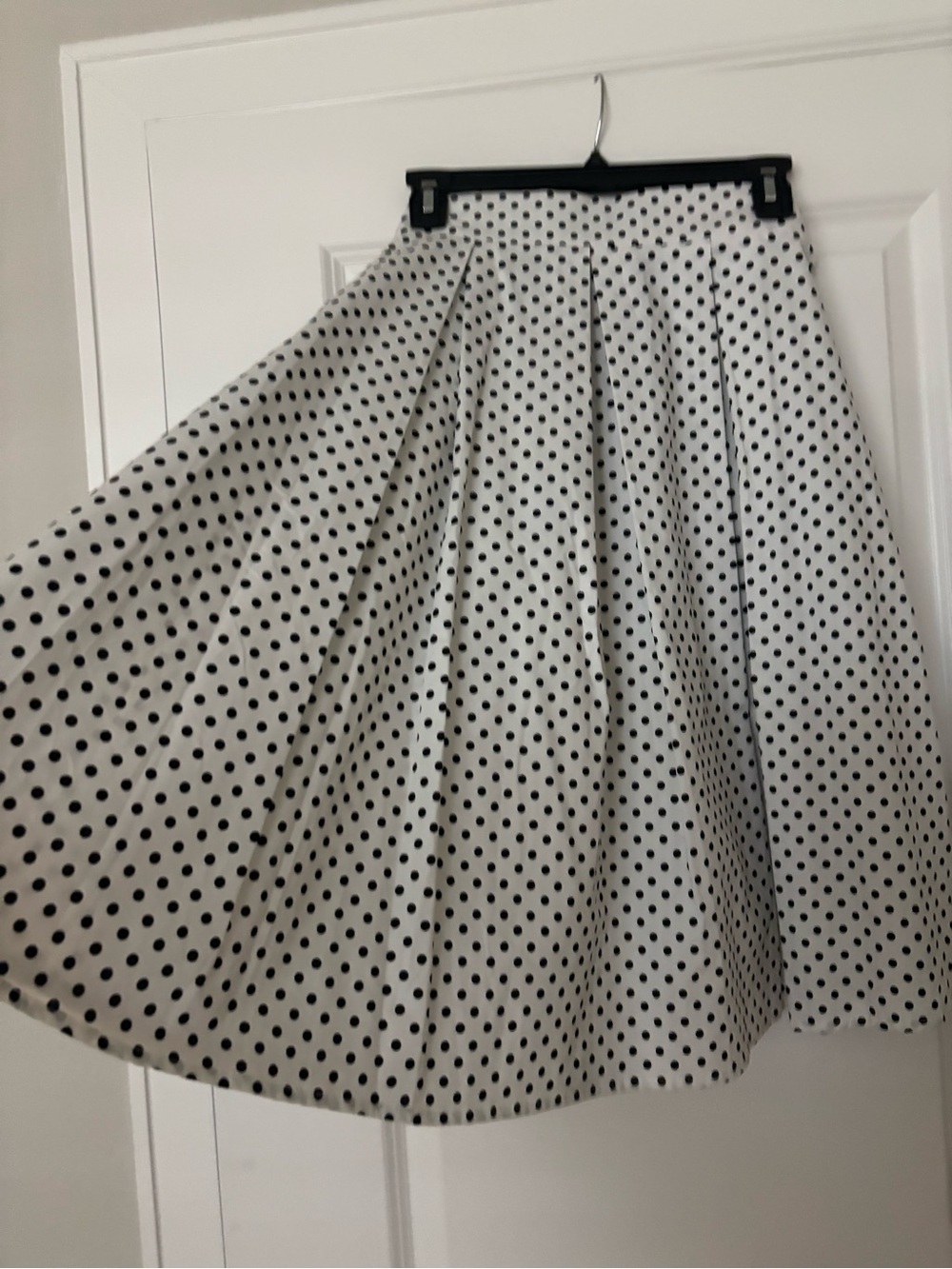 Women's White Polka Dot Midi Skirt- New- tag was removed